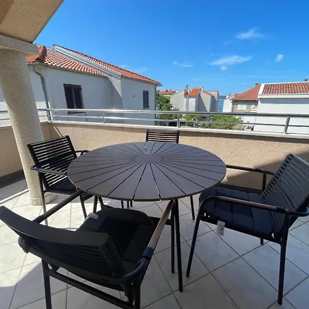 Lidija Apartment *