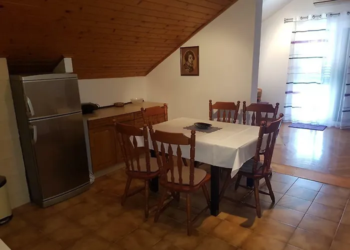 Διαμέρισμα Lidija *